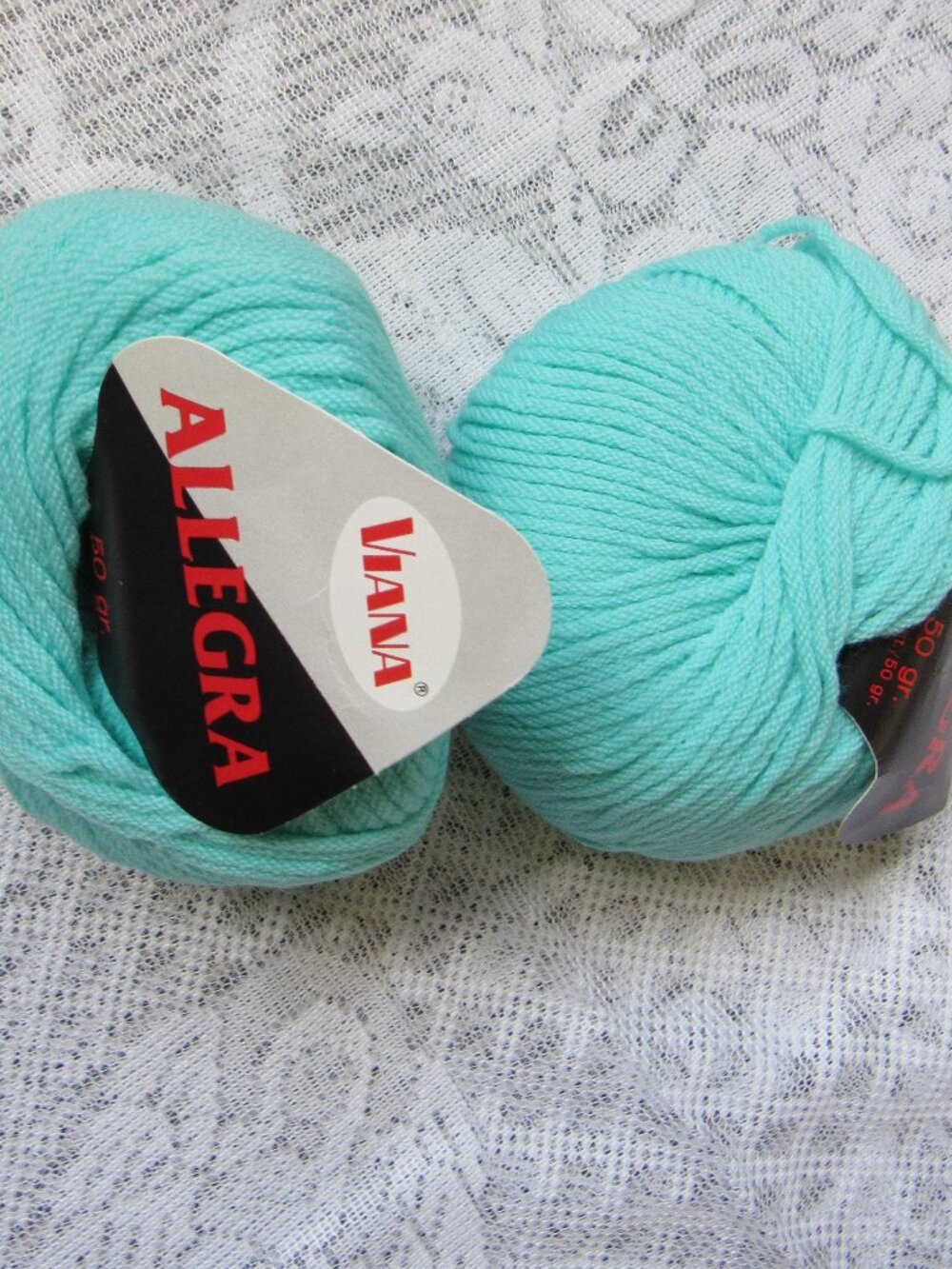 Lot of 2 balls Viana Allegra Virgin Wool Yarn, 50g each, made in Italy,